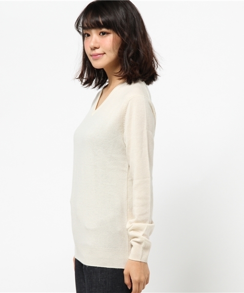 CIAOPANIC（チャオパニック）の「【Ciaopanic】　W/CA12GGVネック（ニット/セーター・レディース・オフホワイト/チャコールグレー/ネイビー・FREE）」の7枚目の写真