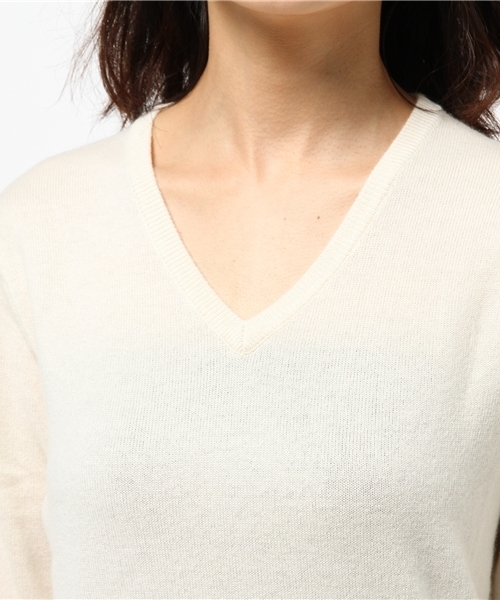 CIAOPANIC（チャオパニック）の「【Ciaopanic】　W/CA12GGVネック（ニット/セーター・レディース・オフホワイト/チャコールグレー/ネイビー・FREE）」の9枚目の写真