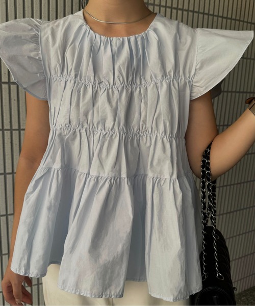 Amiur(エミレ)の「shirring flare tops / シャーリングフレアトップス(Tシャツ/カットソー・レディース・ホワイト/クリーム/ブルー・FREE)」の5枚目の写真