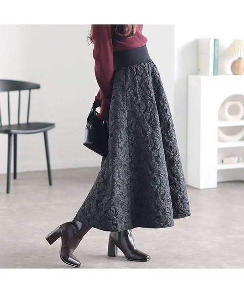 GOLDJAPAN(ゴールドジャパン)の「フラワージャガード太リブボリュームフレアスカート【大きいサイズ対応】(スカート・レディース・ブラック/ベージュ・LL~3L/4L~5L)」の13枚目の写真