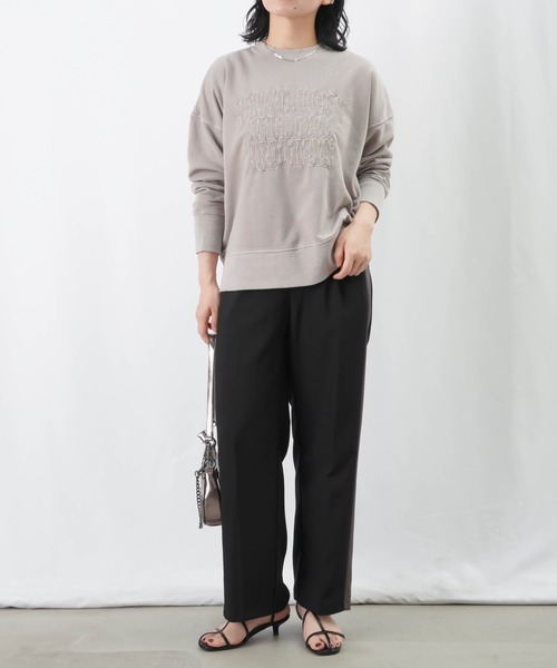 LUCA/LADY LUCK LUCA（ルカ/レディラックルカ）の「LC/LLL ピグメント加工刺繍ロゴスウェット（スウェット・レディース・チャコールグレー/グレイッシュベージュ・FREE）」の11枚目の写真