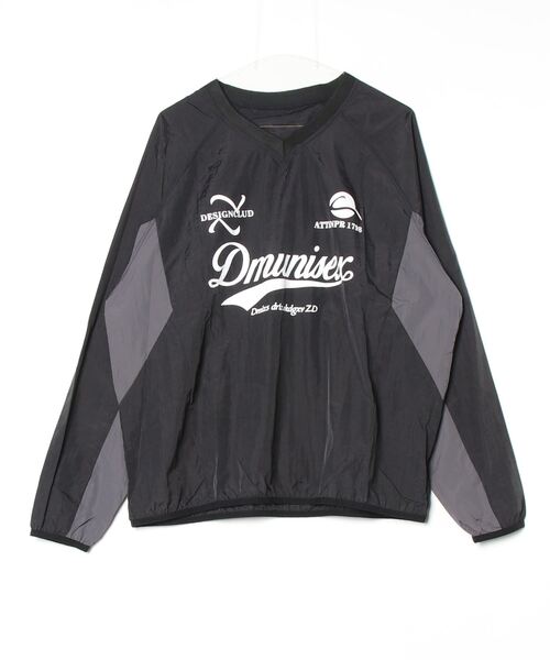 LYEON（リヨン）の「【ユニセックス】Vネックナイロンプルオーバー（Tシャツ/カットソー・レディース・ネイビー/ホワイト/ブラック・FREE）」の2枚目の写真