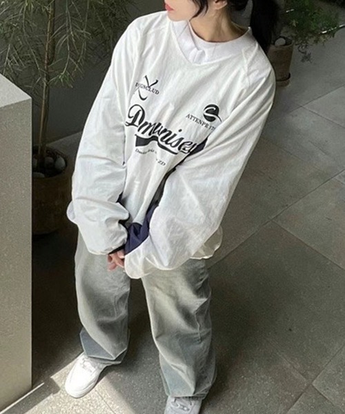 LYEON（リヨン）の「【ユニセックス】Vネックナイロンプルオーバー（Tシャツ/カットソー・レディース・ネイビー/ホワイト/ブラック・FREE）」の11枚目の写真