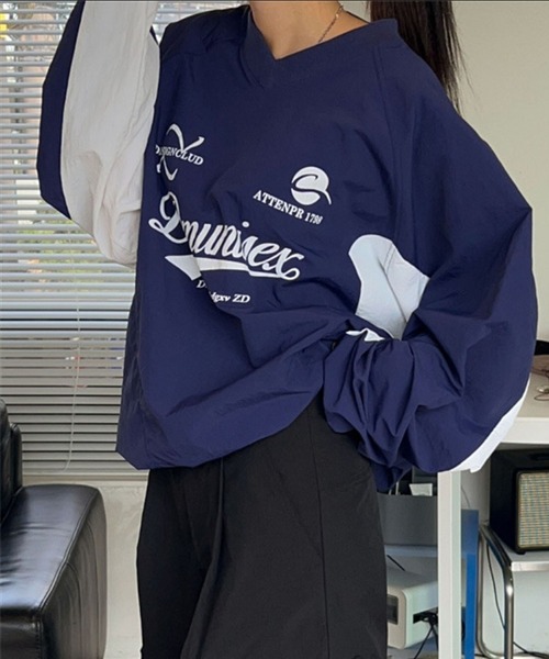 LYEON（リヨン）の「【ユニセックス】Vネックナイロンプルオーバー（Tシャツ/カットソー・レディース・ネイビー/ホワイト/ブラック・FREE）」の17枚目の写真