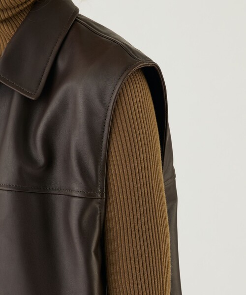 GALERIE VIE（ギャルリー ヴィー）の「ラムレザー スリーブレスブルゾン（ブルゾン・レディース・ダークブラウン・FREE）」の8枚目の写真