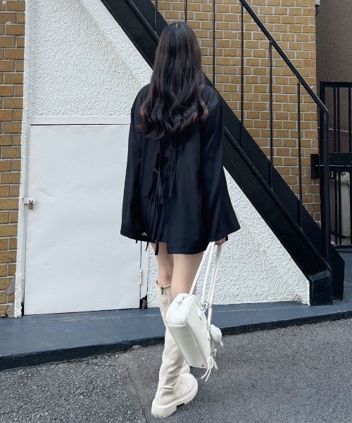 nemne store（ネンネストア）の「《Delfy》編み上げジャケットセットアップ可能（テーラードジャケット・レディース・ブラック/グレー・SMALL/MEDIUM）」の6枚目の写真