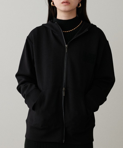 LARUTA（ラルータ）の「【LARUTA】LARUTAロゴ刺繍ダンボールパーカー（パーカー・レディース・オフホワイト/チャコールグレー/ブラック・FREE）」の3枚目の写真