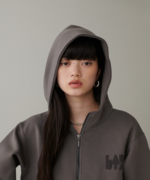 LARUTA（ラルータ）の「【LARUTA】LARUTAロゴ刺繍ダンボールパーカー（パーカー・レディース・オフホワイト/チャコールグレー/ブラック・FREE）」の22枚目の写真