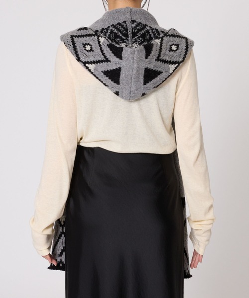 BABYLONE（バビロン）の「ノルディックフードマフラー（マフラー・レディース・グレー・フリー）」の11枚目の写真