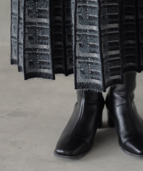 n'OrLABEL（ノアールレーベル）の「『チェックジャカードニットスカート』（スカート・レディース・グレー/ブルーグリーン・2/1）」の4枚目の写真