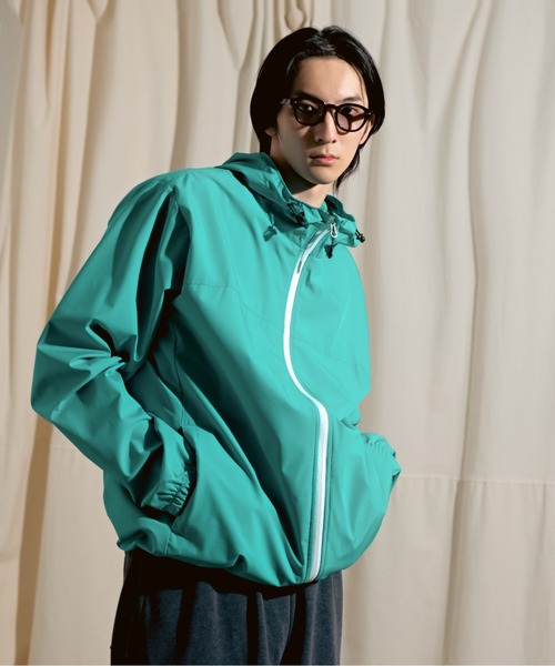 CALIFORNIA OUTFITTERS(カリフォルニア アウトフィッターズ)の「2-10D17【防風+UVカット】 バイカラー ストレッチ ジップアップパーカー(ナイロンジャケット・メンズ・カーキ系/ベージュ/ブラック系/ブルーグリーン/カーキ/ブラック/ブラック×カーキ・M/XL/L)」の16枚目の写真