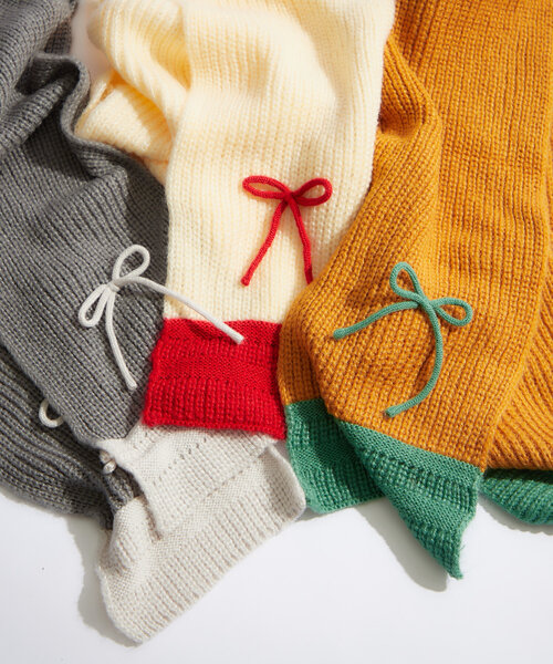 CIAOPANIC（チャオパニック）の「リボン付き配色マフラー（マフラー・レディース・キャメル/グレー/オフホワイト・FREE）」の5枚目の写真