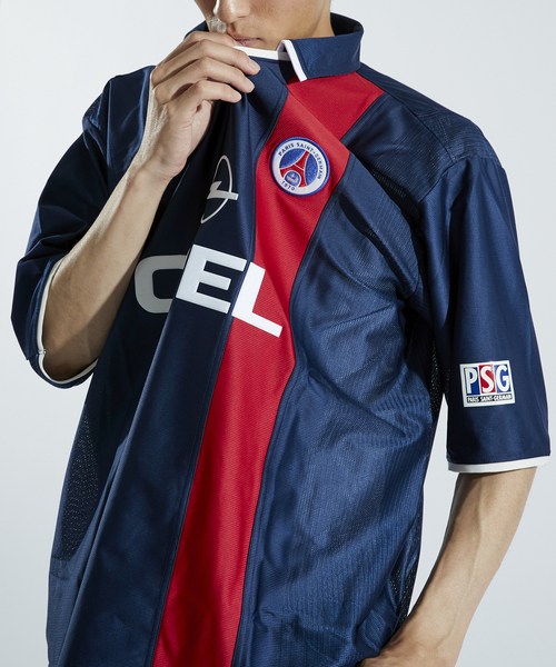 PARIS SAINT-GERMAIN（パリサンジェルマン）の「【Paris Saint-Germain / パリ・サン＝ジェルマン】St Germain 2001 shirt（Tシャツ/カットソー・メンズ・ネイビー・MEDIUM/LARGE/X-LARGE/XX-LARGE）」の6枚目の写真