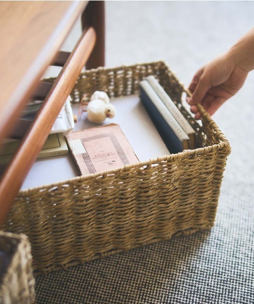 ａｍ＆ｂｅ すき間収納で生活感を目隠し キャスター付きラタン風バスケット（収納グッズ）｜Kraso（クラソ）