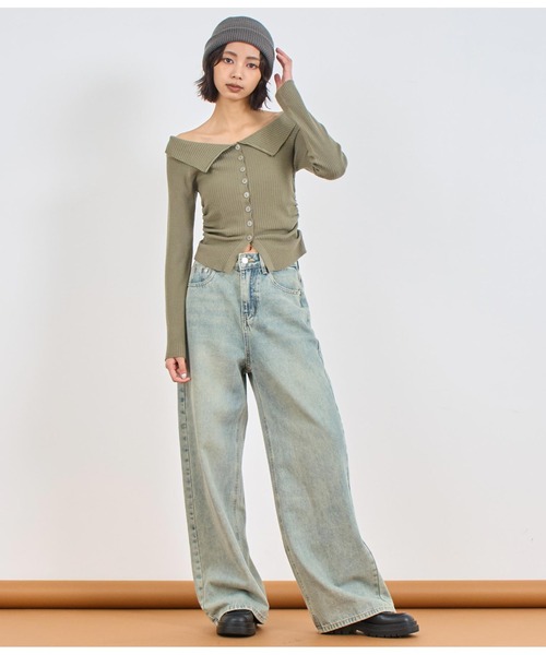 ANAP(アナップ)の「ボタンデザインオフショルトップス(Tシャツ/カットソー・レディース・アイボリー/ブラック/カーキ・FREE)」の19枚目の写真