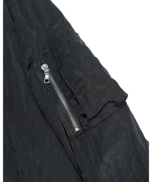 uniform experiment(ユニフォームエクスペリメント)の「CRYSTAL NYLON FLIGHT JACKET(ブルゾン・メンズ・ネイビー/イエロー/グレー/ブラック・2/3/4/1)」の11枚目の写真