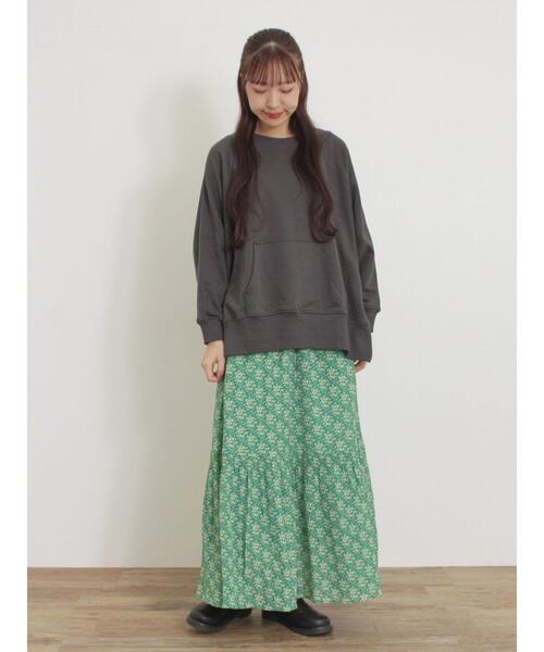 Samansa Mos2（サマンサ モスモス）の「ドルマンスリーブゆるスウェット（Tシャツ/カットソー・レディース・チャコールグレー/キナリ/ブルー/ブラウン・F）」の7枚目の写真