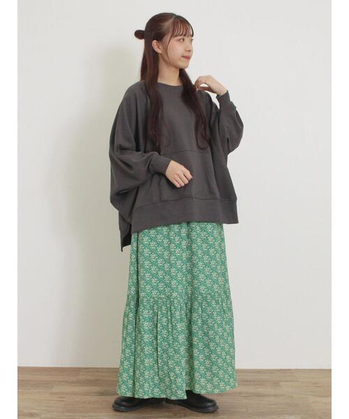 Samansa Mos2（サマンサ モスモス）の「ドルマンスリーブゆるスウェット（Tシャツ/カットソー・レディース・チャコールグレー/キナリ/ブルー/ブラウン・F）」の5枚目の写真