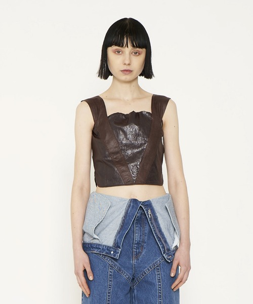 VIAVANDA（ヴィアヴァンダ）の「VIA FAKE LEATHER TANK（タンクトップ・レディース・ブラック/ベージュ/ブラウン・FREE）」の3枚目の写真