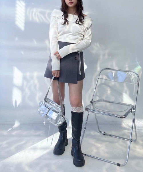 AS KNOW AS plus（アズノゥアズプラス）の「●オフショル風シャーリングデザインプルオーバー（Tシャツ/カットソー・レディース・オフホワイト/ブラック/杢グレー/シルバー・FREE）」の11枚目の写真