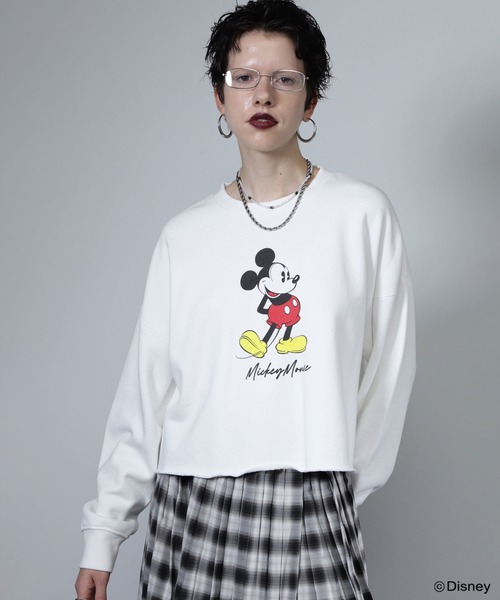 Disney(ディズニー)の「standing/MICKEY MOUSE/sweat(Tシャツ/カットソー・レディース・ホワイト/グレー・ONE SIZE)」の6枚目の写真