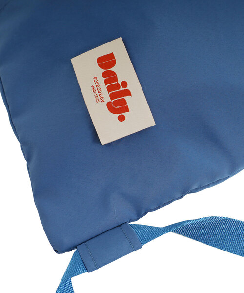 POU DOU DOU（プードゥドゥ）の「＜Daily＞ナイロンビッグポケットナップサック（バックパック/リュック・レディース・ブラック/ブルー/シルバー・フリー）」の22枚目の写真