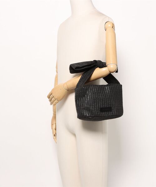 HELOYSE(エロイーズ)の「RIBBON POUCH RAFFIA(ハンドバッグ・レディース・ベージュ/ブラック・FREE)」の12枚目の写真