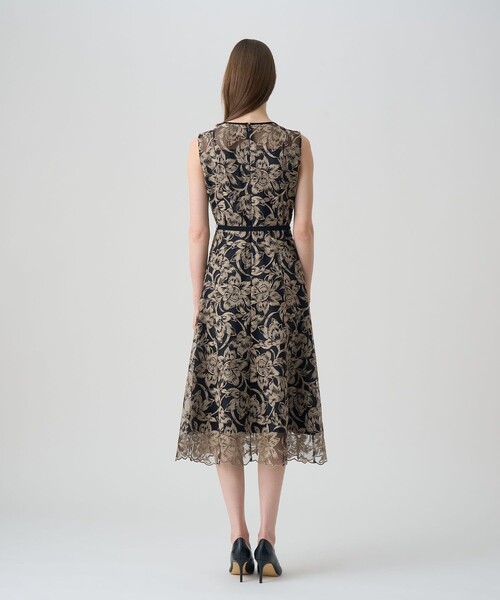 アートフラワーエンブロイダリーワンピース（ドレス）｜ANAYI（アナイ