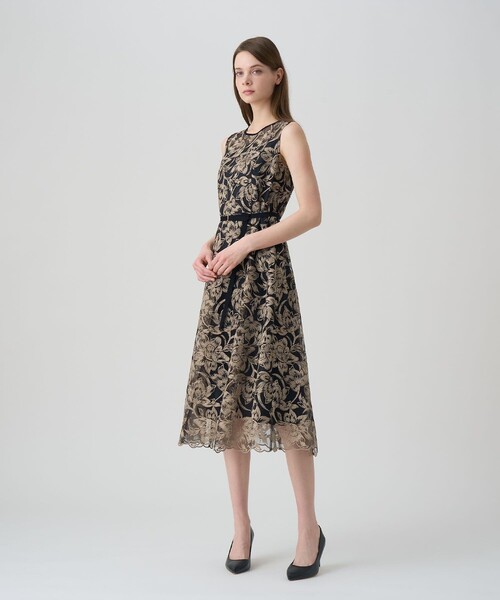 アートフラワーエンブロイダリーワンピース（ドレス）｜ANAYI（アナイ