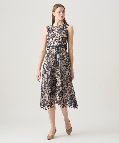 アートフラワーエンブロイダリーワンピース（ドレス）｜ANAYI（アナイ