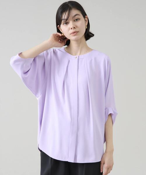 Tiara(ティアラ)の「《WEB限定カラーあり》2wayドルマンスリーブブラウス(シャツ/ブラウス・レディース・サックスブルー/ホワイト/ラベンダー/アイボリー/グレイッシュベージュ/ブラック・FREE)」の6枚目の写真
