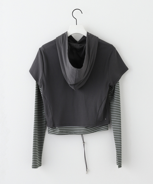 TUOMIO（トゥオミオ）の「【Geek Office / ギークオフィス】TUOMIO / トゥオミオ STUD LAYERED HOODIE（パーカー・レディース・ブルー系その他/チャコールグレー・SMALL）」の3枚目の写真