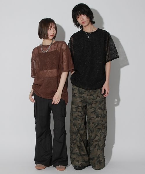 Anui（アニュイ）の「【UNISEX】フラワージャガードスポンジプルオーバー（Tシャツ/カットソー・レディース・ブラック/ブラウン・MEDIUM）」の4枚目の写真