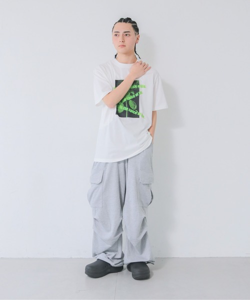 UNIT CHEST（ユニットチェスト）の「【UNIT CHEST】unique unisex T-shirt　VTFAコラボT ”variety is the spice of life” by RIRIKA TOGUCHI（Tシャツ/カットソー・レディース・ホワイト/ブラック・L/M/S）」の8枚目の写真