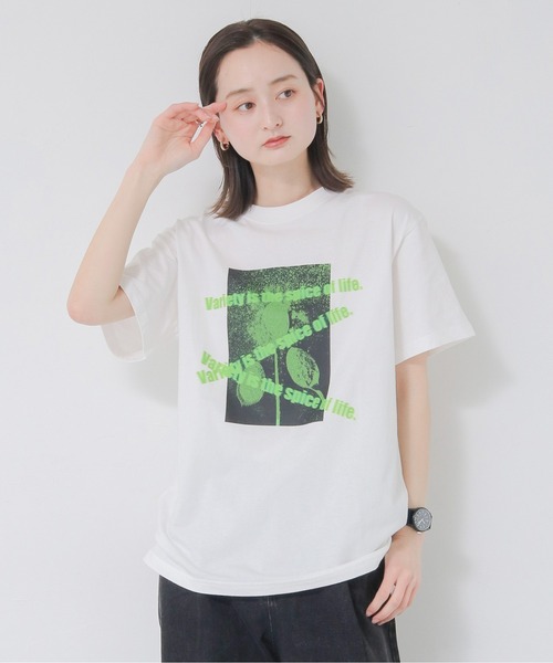UNIT CHEST（ユニットチェスト）の「【UNIT CHEST】unique unisex T-shirt　VTFAコラボT ”variety is the spice of life” by RIRIKA TOGUCHI（Tシャツ/カットソー・レディース・ホワイト/ブラック・L/M/S）」の14枚目の写真