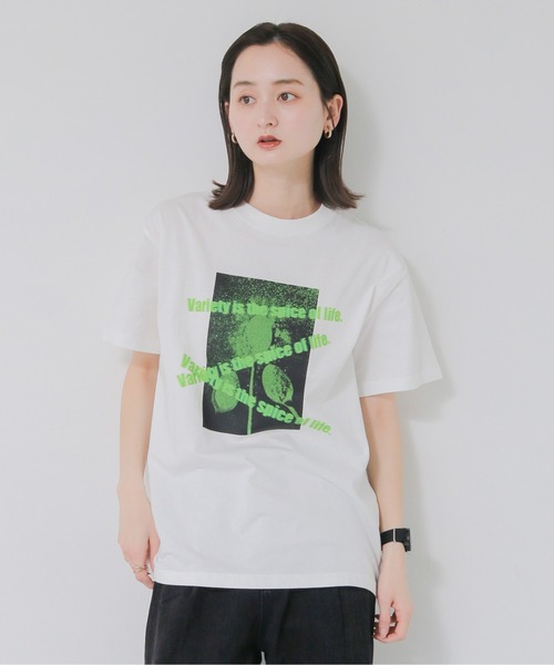 UNIT CHEST（ユニットチェスト）の「【UNIT CHEST】unique unisex T-shirt　VTFAコラボT ”variety is the spice of life” by RIRIKA TOGUCHI（Tシャツ/カットソー・レディース・ホワイト/ブラック・L/M/S）」の15枚目の写真