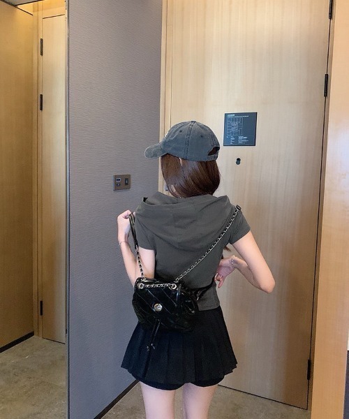 almo（アルモ）の「【LAMPOON】スキッパーフードTシャツ（Tシャツ/カットソー・レディース・ブラック/グレー・MEDIUM/LARGE）」の9枚目の写真