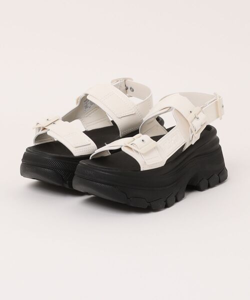 CONVERSE(コンバース)の「【CONVERSE / コンバース】オールスター トレックウェーブ サンダル/ALL STAR TREKWAVE SANDAL(サンダル・レディース・ベージュ/ホワイト×ブラック・4inch/5inch/6.5inch/7.5inch)」の3枚目の写真