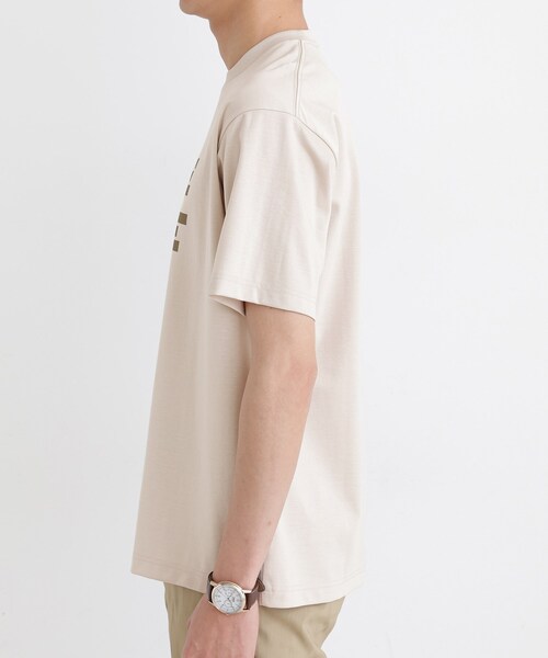 TAKEO KIKUCHI（タケオキクチ）の「モザイクロゴ ポンチTシャツ（Tシャツ/カットソー・メンズ・ライトベージュ/ホワイト/ライトグレー系9・01/02/03/04）」の6枚目の写真