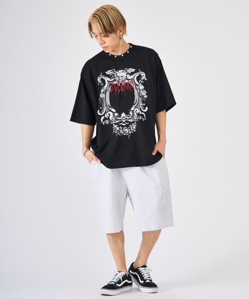 RE730(アールイーセブンサーティー)の「【RE730】メタルスタッズ ハードグラフィック プリントTEE(Tシャツ/カットソー・メンズ・ブラック/グレー・MEDIUM/LARGE)」の13枚目の写真