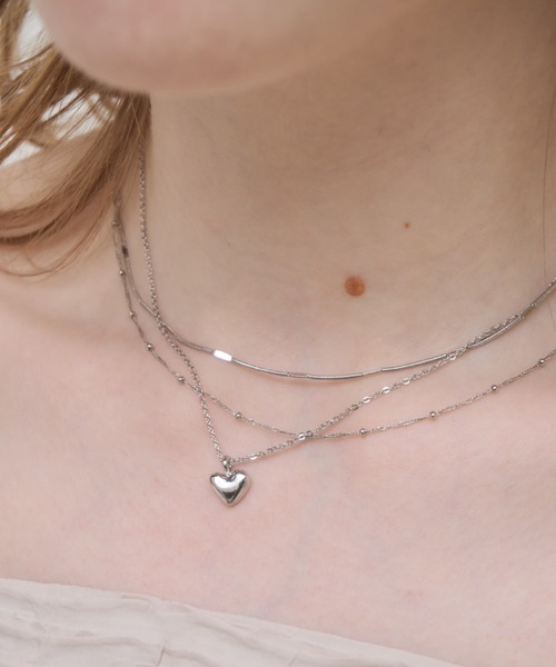 mellowneon(メロウネオン)の「ダブルチェーンネックレス&ハートネックレスセット(ネックレス・レディース・シルバー/ゴールド・FREE)」の2枚目の写真
