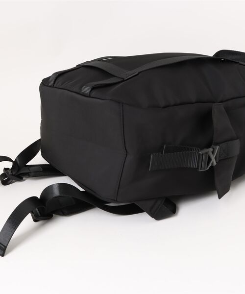 KANGOL（カンゴール）の「【KANGOL Black series】5ポケット リュック / バックパック（バックパック/リュック・メンズ・ブラック・FREE）」の4枚目の写真