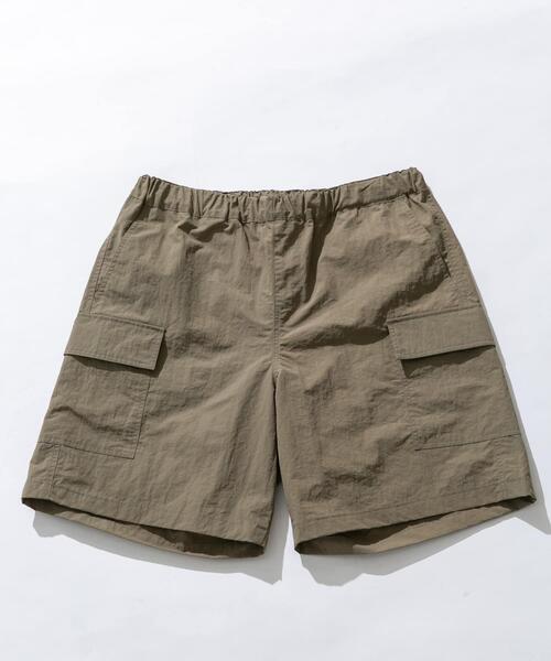 URBAN RESEARCH Sonny Label（アーバンリサーチサニーレーベル）の「ナイロンカーゴショートパンツ（その他パンツ・メンズ・パープル/イエロー/ブラック/カーキ/ブルー・MEDIUM/LARGE）」の3枚目の写真