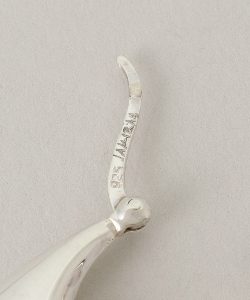 Spick & Span(スピックアンドスパン)の「JAMIRAY/ジャミレイ CHANKY HOOP PI:ピアス(ピアス(両耳用)・レディース・シルバー・90)」の4枚目の写真