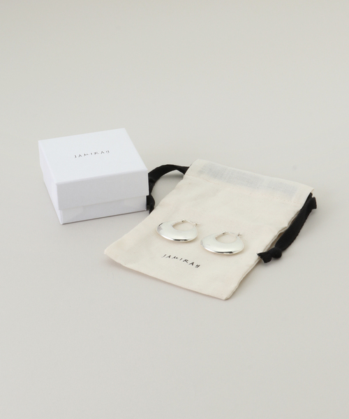 Spick & Span(スピックアンドスパン)の「JAMIRAY/ジャミレイ CHANKY HOOP PI:ピアス(ピアス(両耳用)・レディース・シルバー・90)」の6枚目の写真