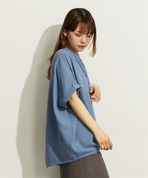 nissen（ニッセン）の「ヘンリーネックタック入ブラウス（シャツ/ブラウス・レディース・ブルー/オフホワイト/ブラック・M/L）」の9枚目の写真