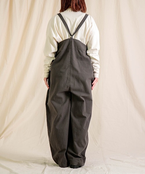 Brocante（ブロカント）の「[Brocante / ブロカント] カベ撚ツイル サロペット（サロペット/オーバーオール・レディース・アイボリー/ブラック/チャコールグレー・2）」の16枚目の写真