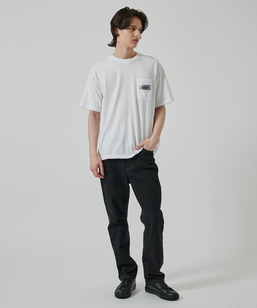 WHITE MOUNTAINEERING(ホワイトマウンテニアリング)の「【White Mountaineering】MULTILOGO POCKET T-SHIRT(Tシャツ/カットソー・メンズ・ホワイト/ブラック・0/1/2)」の3枚目の写真