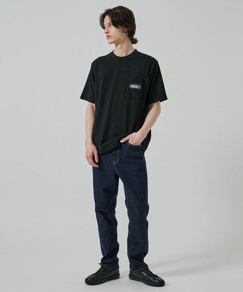 WHITE MOUNTAINEERING(ホワイトマウンテニアリング)の「【White Mountaineering】MULTILOGO POCKET T-SHIRT(Tシャツ/カットソー・メンズ・ホワイト/ブラック・0/1/2)」の4枚目の写真