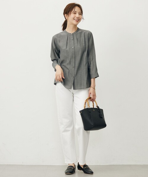 J.PRESS Ladies(J.プレス レディス)の「【洗える・速乾・接触冷感】リライムライトローン バックフレア ブラウス(シャツ/ブラウス・レディース・ふじ色系/ベージュ系/ブラウン系/グレー系・S/XS)」の7枚目の写真